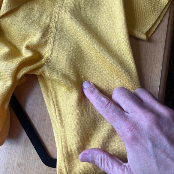 Elie Tahari Mustard Yellow Silk/Cashmere Ruffle Cardigan - Large - Picture 7 of 7